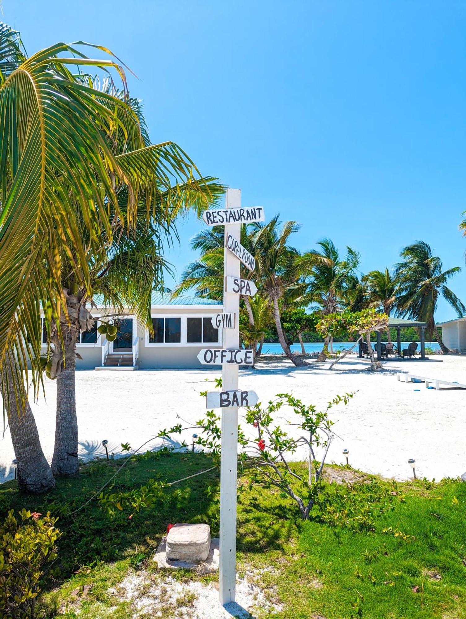 Shaka Caye All Inclusive Resort ベリーズシティ エクステリア 写真